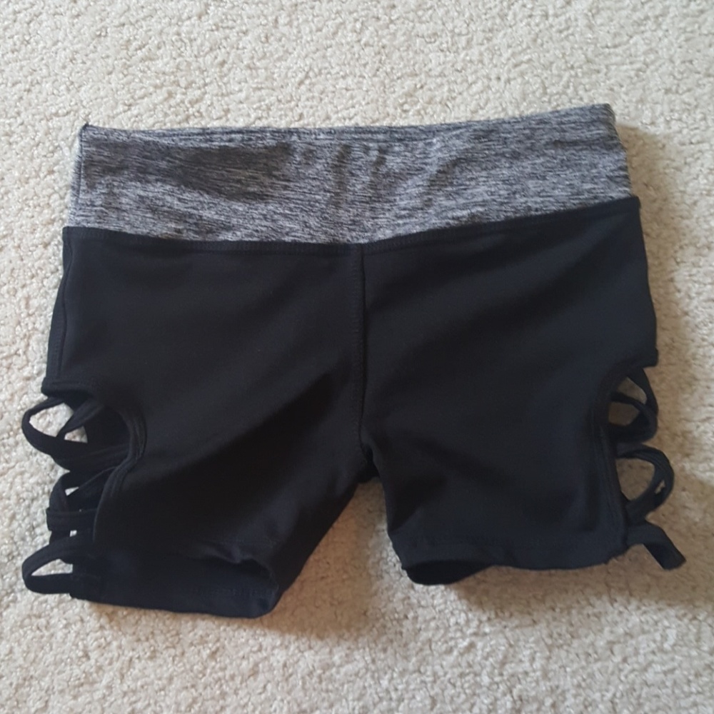 compression shorts with side cutout